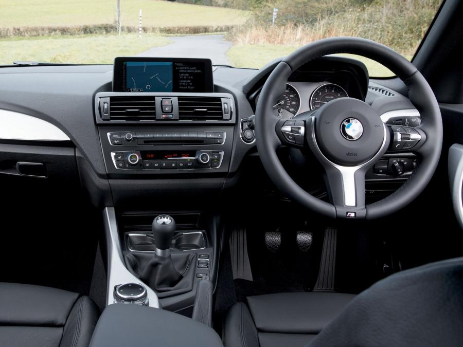  BMW M235i Coupe 2014 года  (UK) (фото 5 из 9)